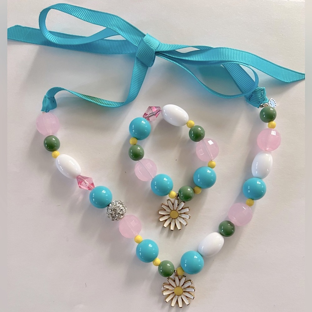 Stella & Dot Little Dottie Necklace and Bracelet Set *Retired*